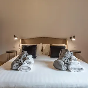 https://suite-navona-1.it-romehotels.com